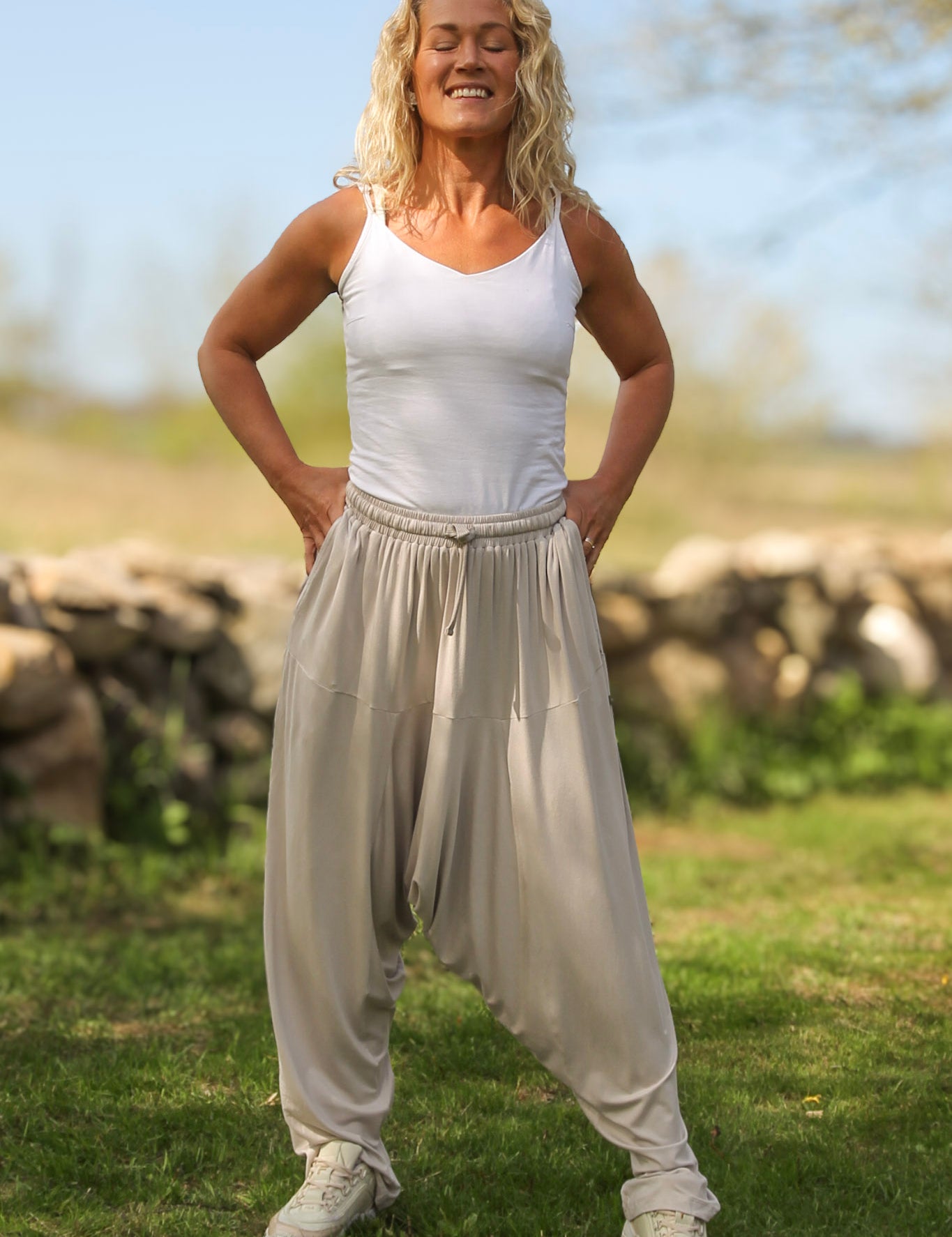 Beige_Haremsbyxa_Harem_Beige256.jpg