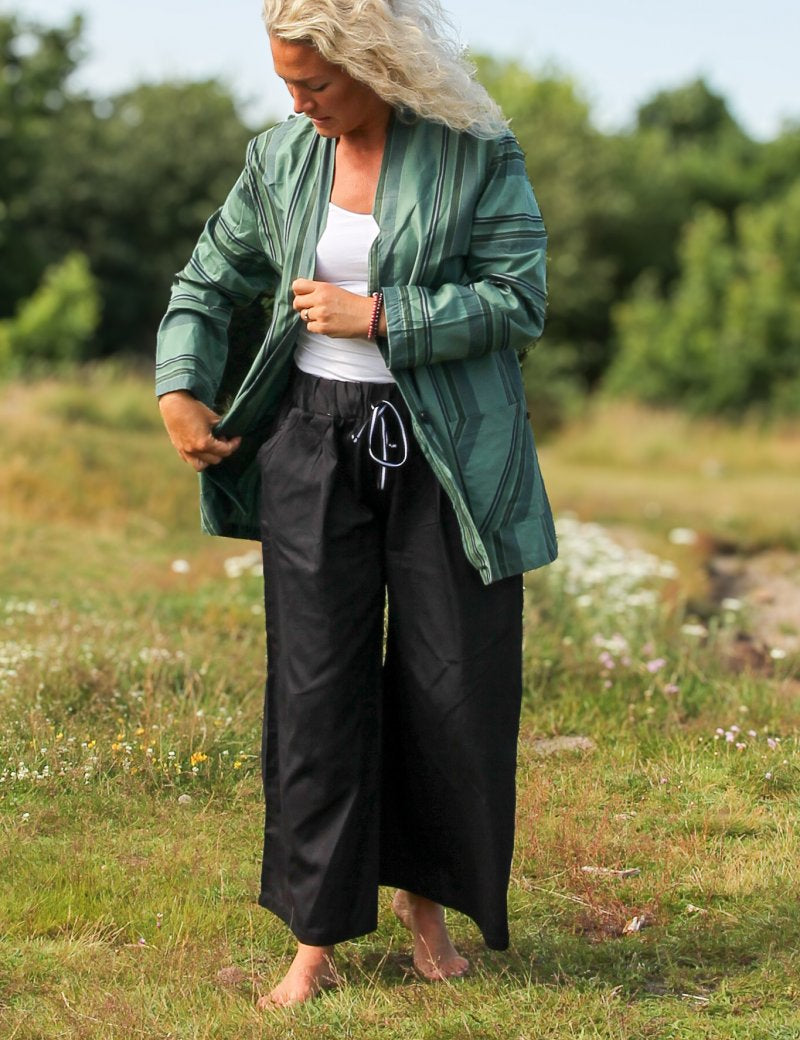 Gronrandig_oppen_skjorta_tunika_Lupin_Dark_Green_251.jpg