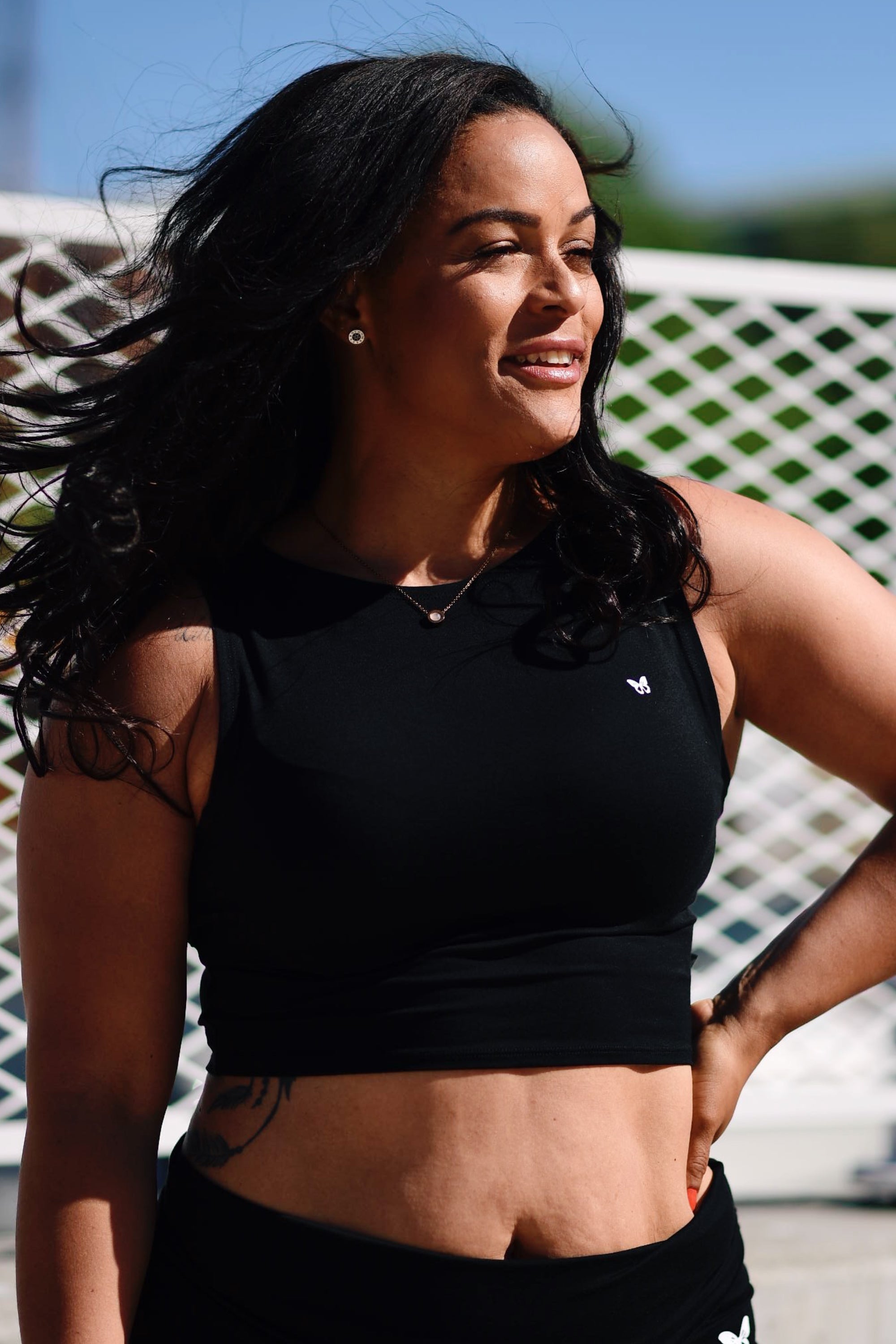 Musta Top Nova Musta