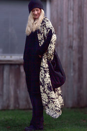 Musta/valkoinen lehtikuvioinen Kaftan Dress Flower Sea Black White