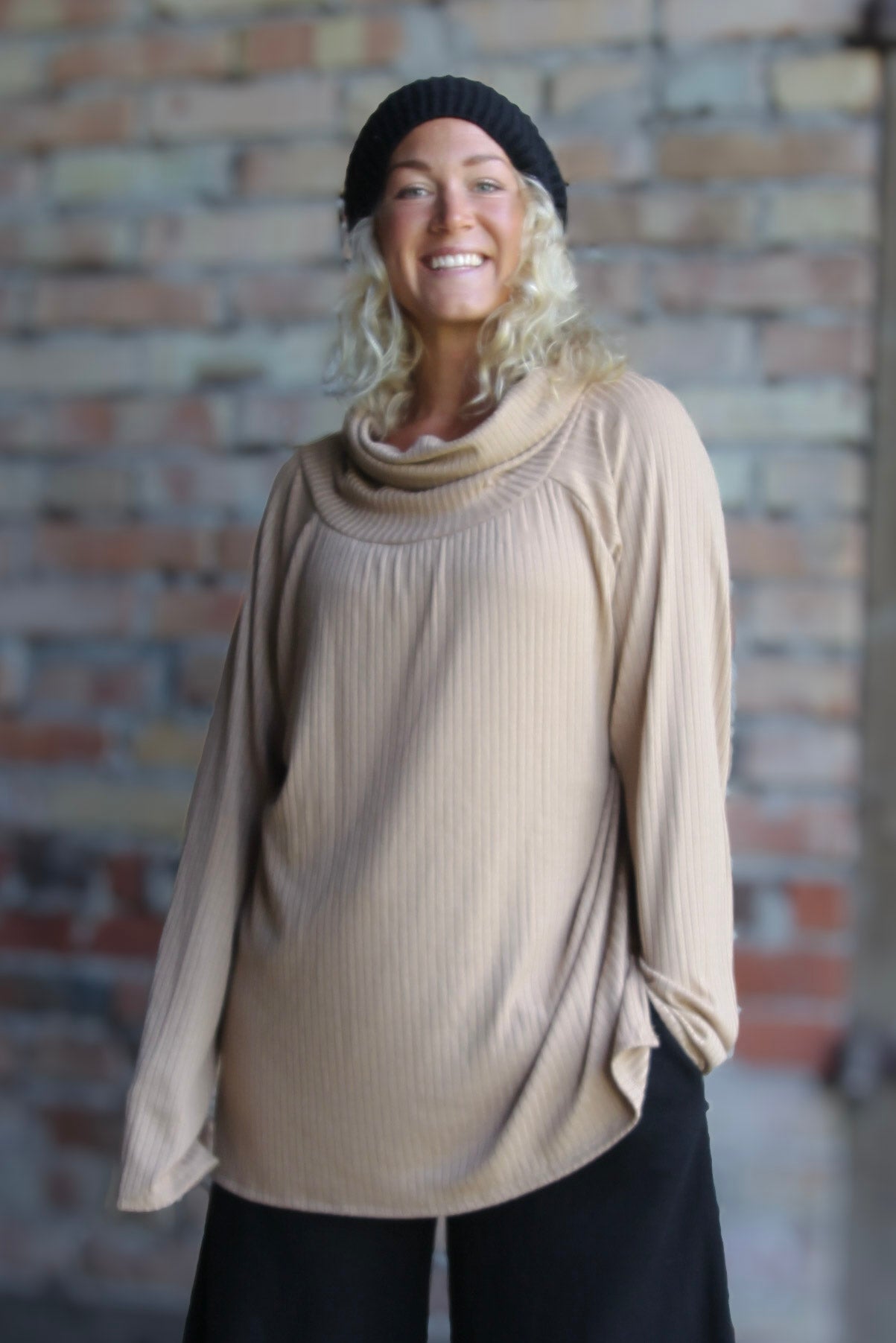 Beige Polotröja Embrace Beige