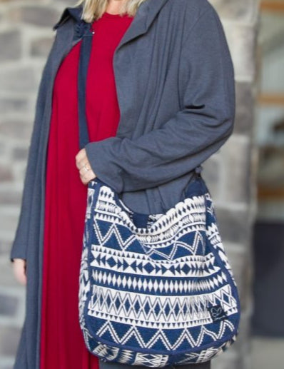 Blamonstrad_Vaska_Hamra_Navy_Beige_Print_252.jpg