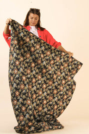 Black Floral Blanket Älvadalen Black Base Flower Print