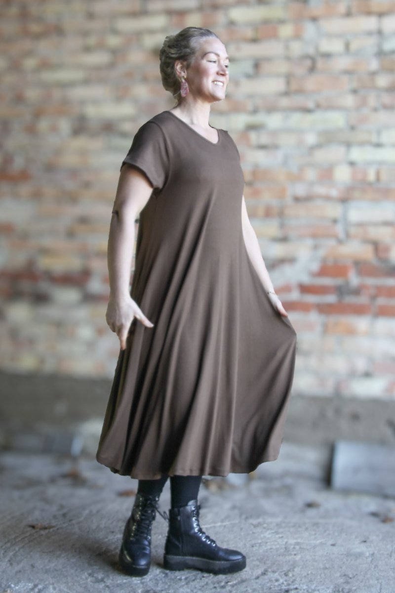 Brun kjole Ballerina V-hals Castagno