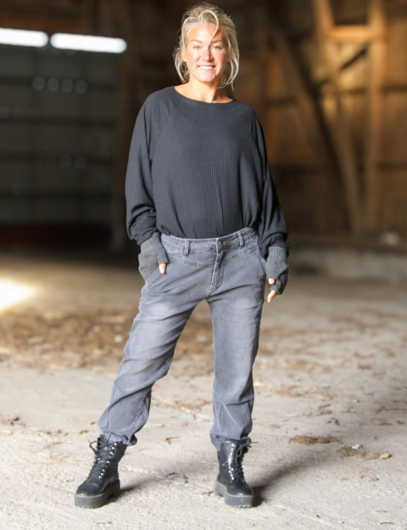 Gra_Jeans_Sandhamn_Classic_Grey_253.jpg