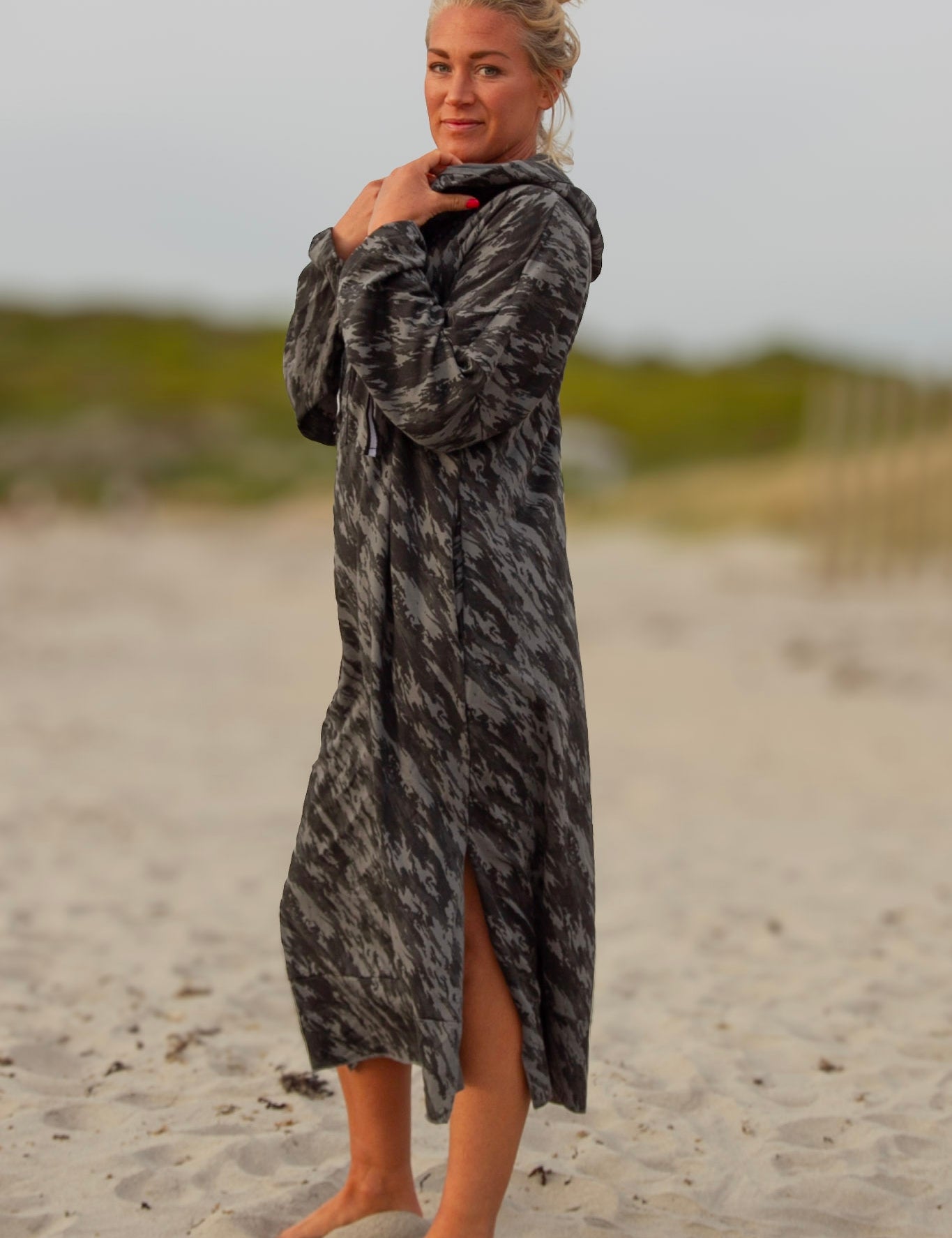 Gra_Monstrad_Hoodie_Klanning_Kokomo_Black_Grey258.jpg