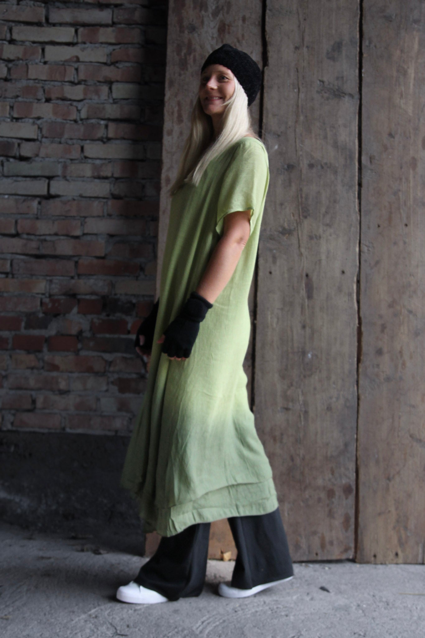 Grön Klänning Svala Fade Olive Green