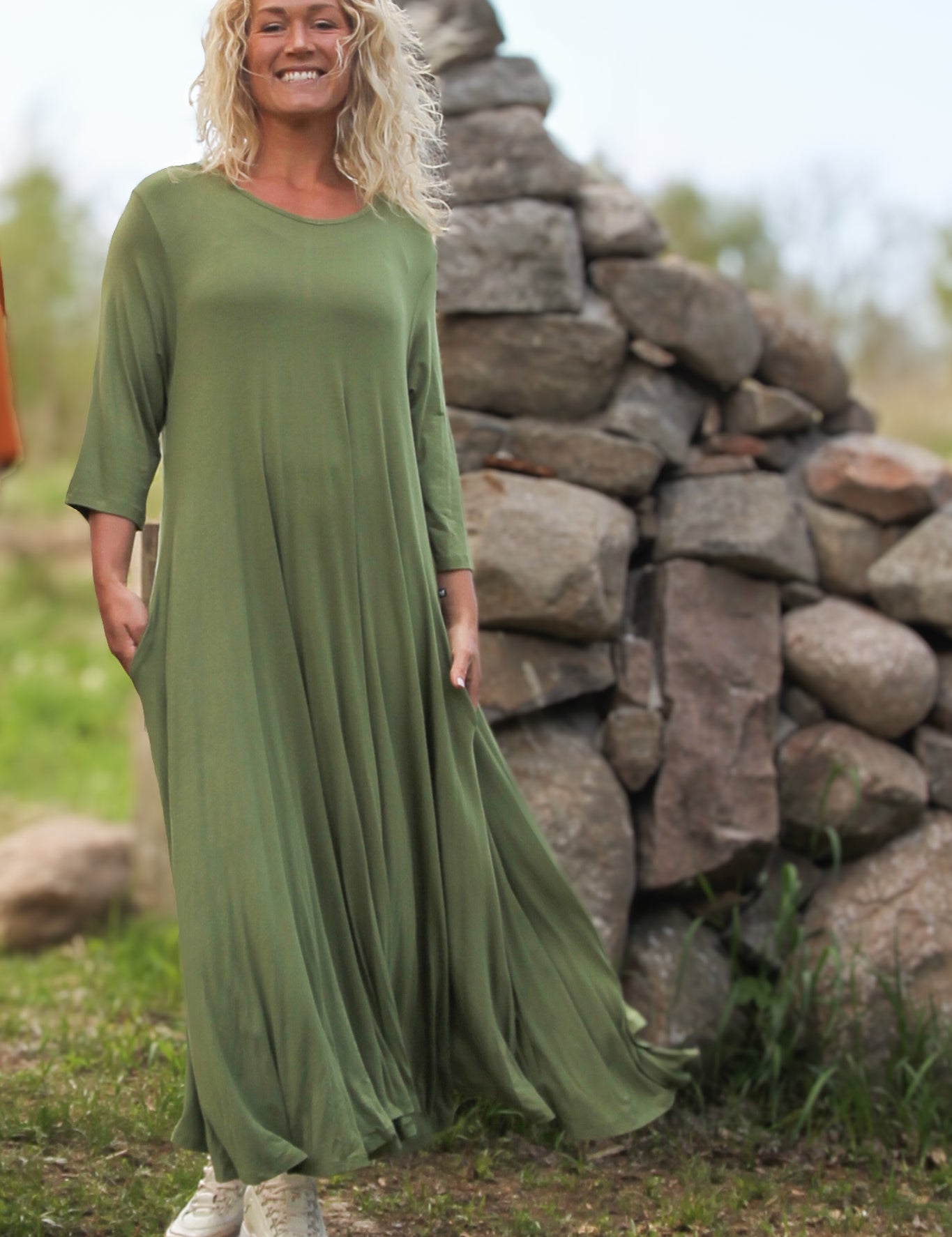 Gron_Klanning_Ballerina_V-Neck_Long_Green2jpg.jpg