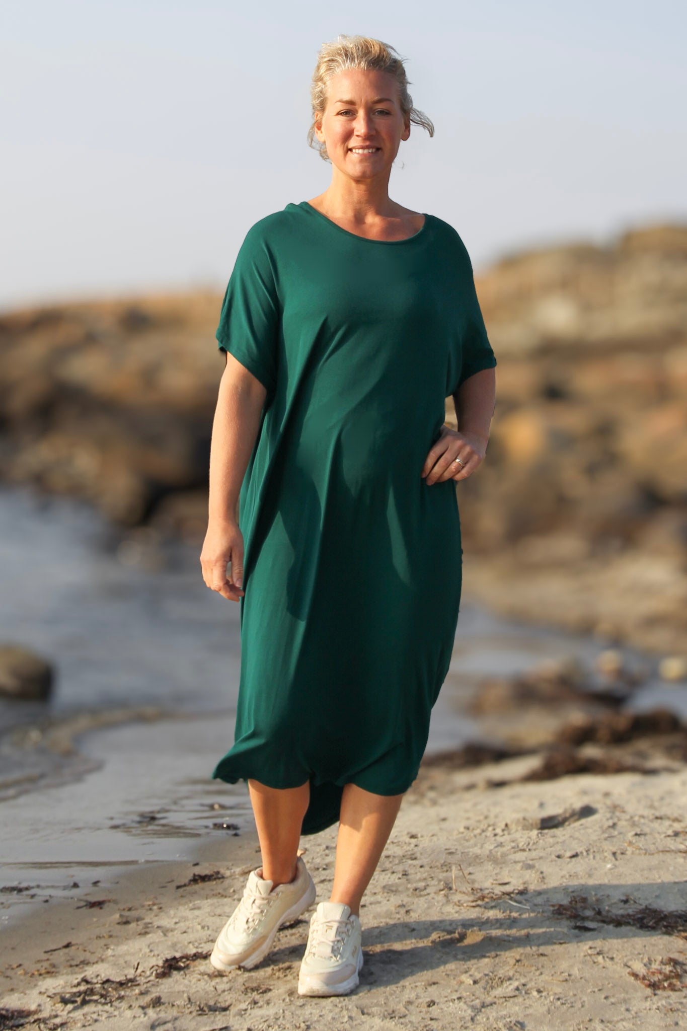 Grünes Kleid Eveline Smokepine Green