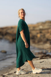 Grünes Kleid Eveline Smokepine Green