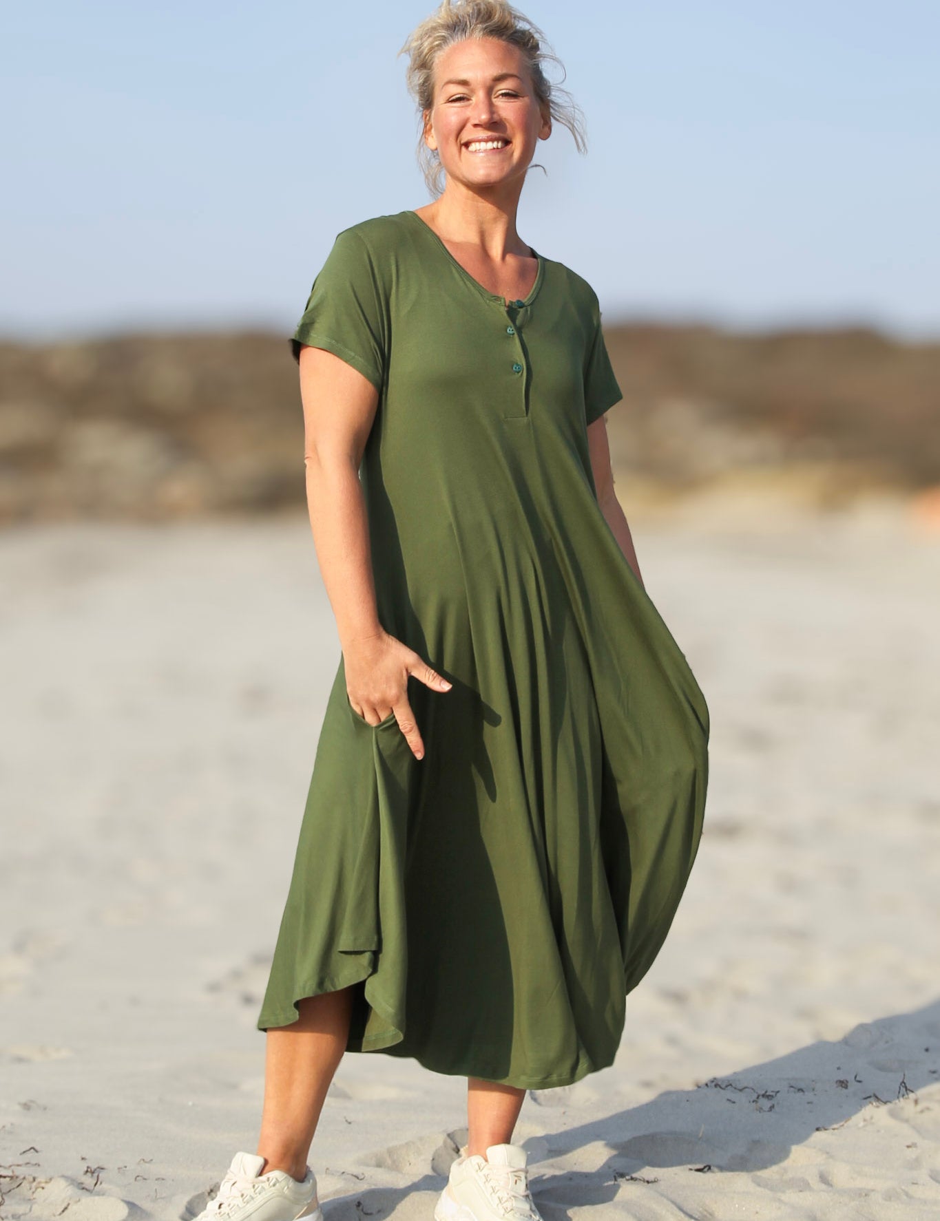 Gron_Klanning_Lillyane_Long_Warm_Green_255.jpg