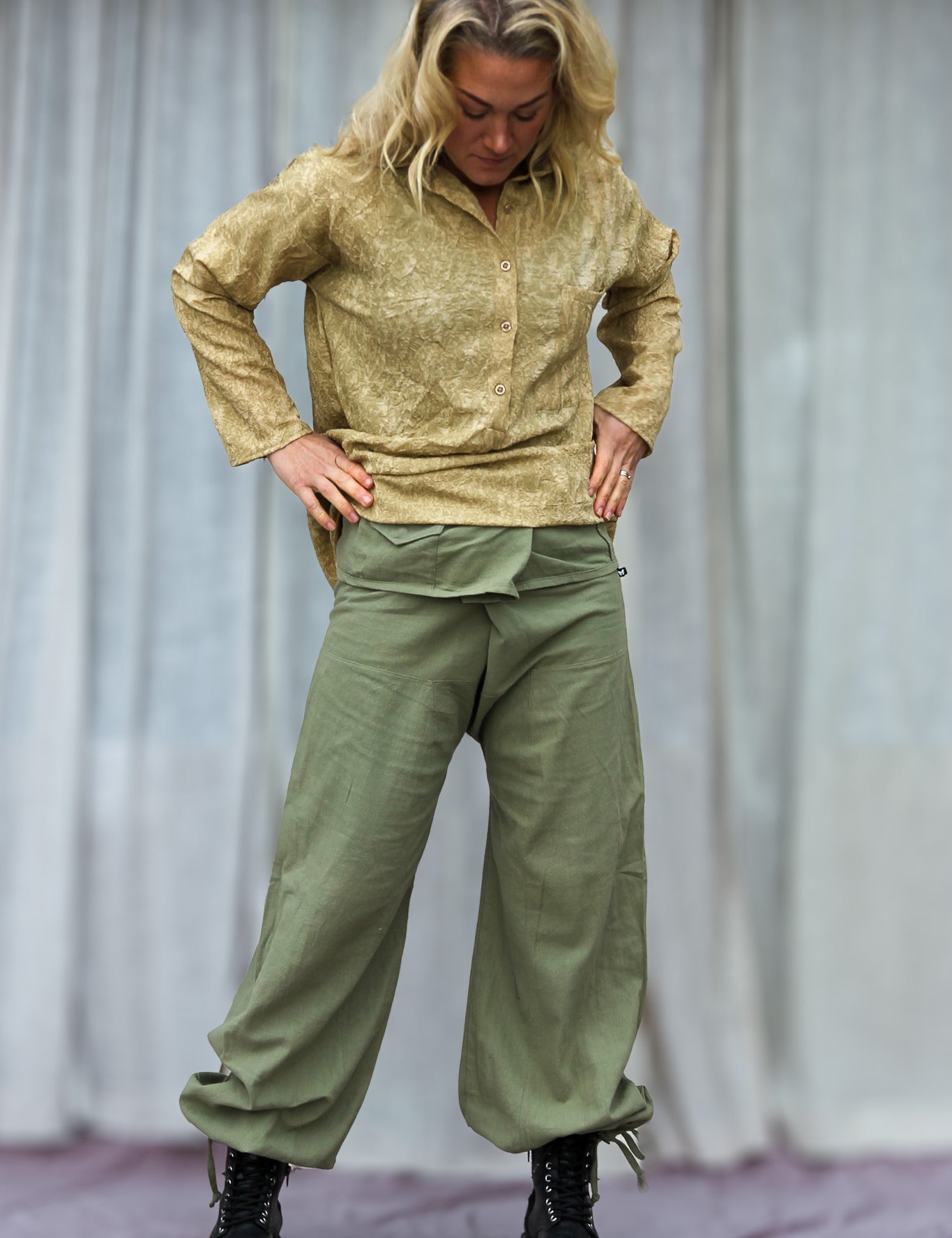 Gron_Omlottbyxa_Breath_Linen_Green1.jpg