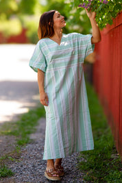 Grün gestreiftes Kleid Skutskär Grün