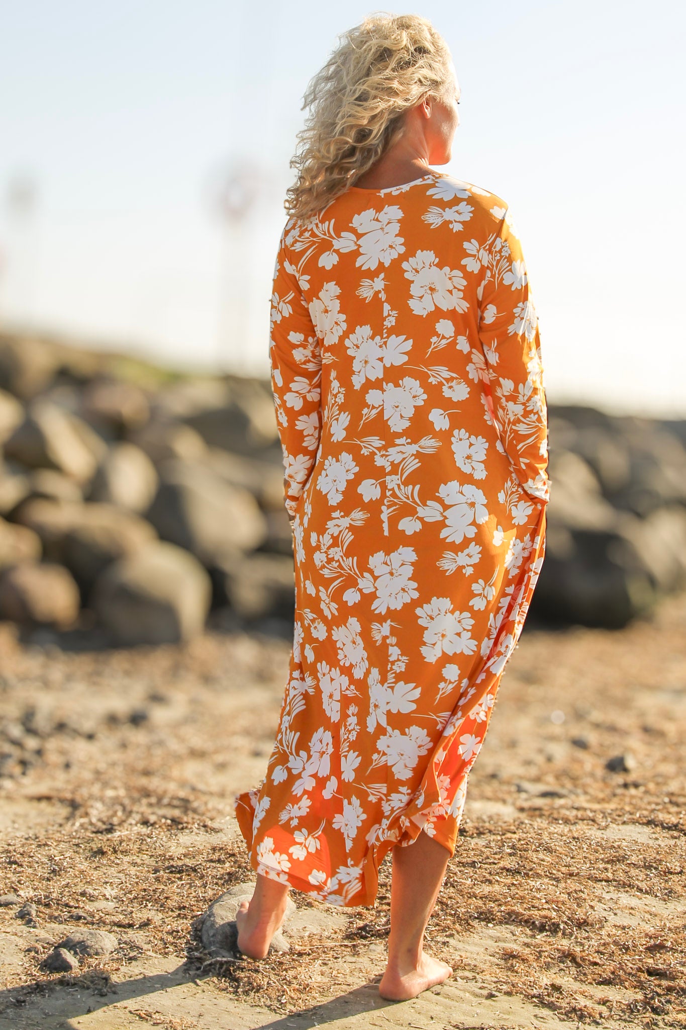 Gelbes Blumenkleid Riviera Yellow Sunset