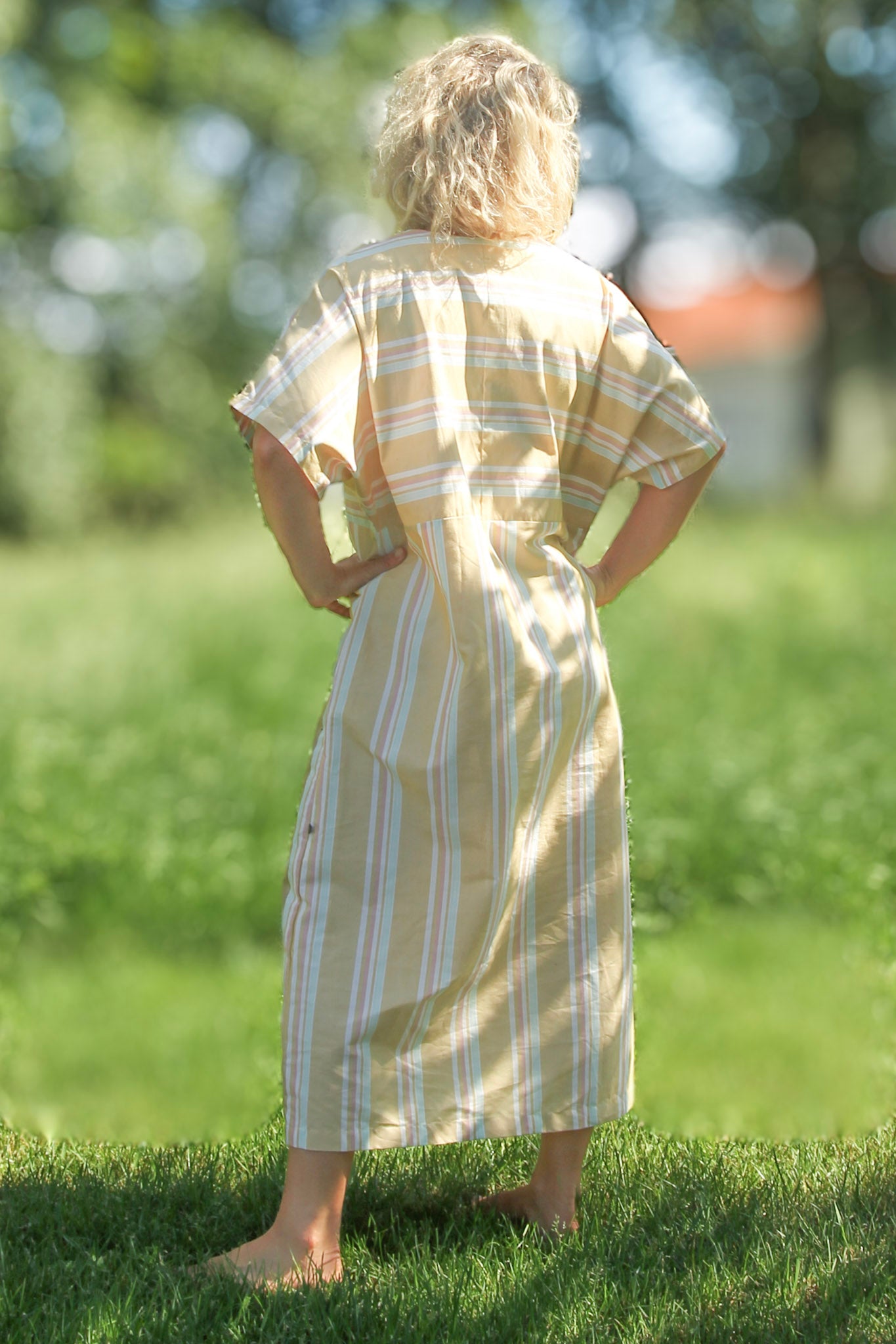 Gelb gestreiftes Kleid Skutskär Gelb