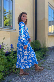 Sininen kukkainen mekko Riviera Sky Blue