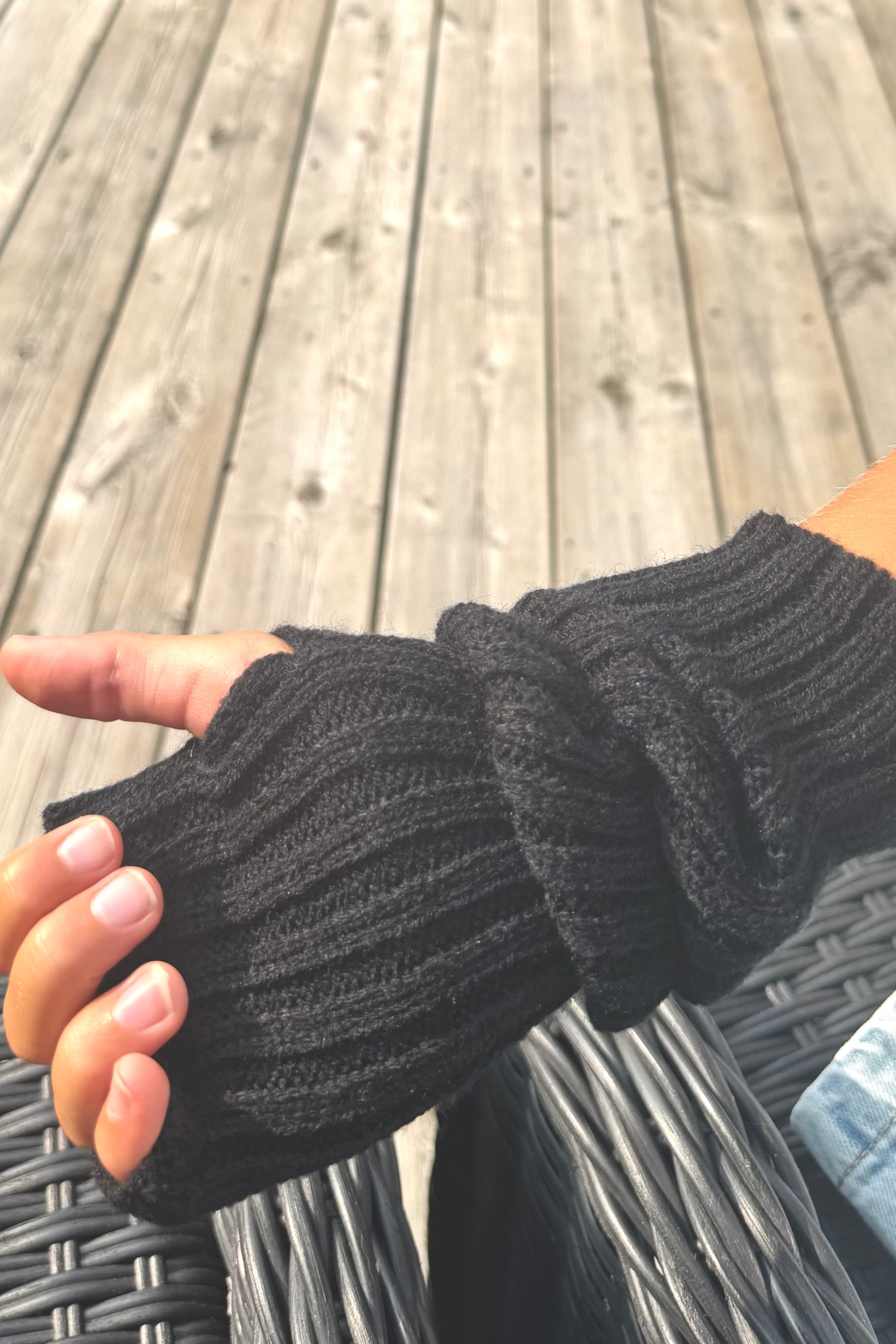 Svart Armvärmare Hedda Black