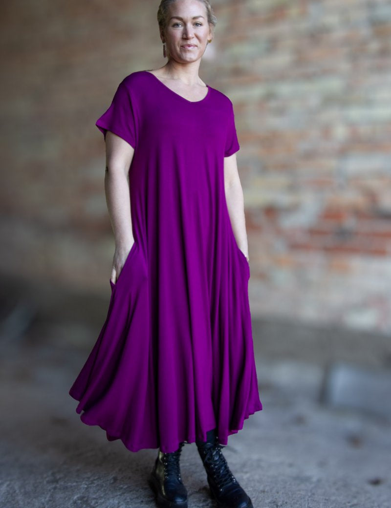 Lila_Klanning_Ballerina_V-neck_Caspium_Plum_251.jpg
