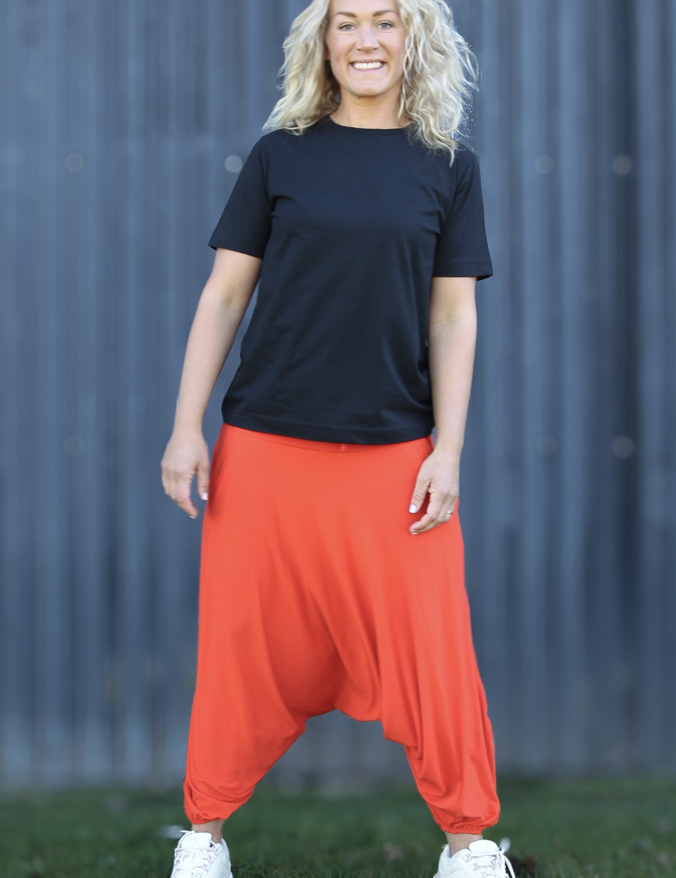 Orange_Haremsbyxa_Yoga_Basic_Original_Orange4.jpg