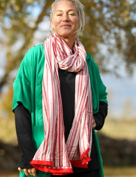 Rod_Scarf_Svep_Stripe_Red_251.jpg