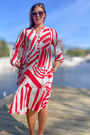 Red &amp; White Dress Kihe Red &amp; White