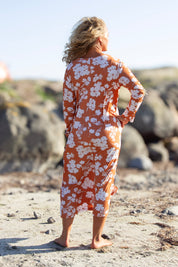 Vaaleanpunainen kukkainen mekko Riviera Peach