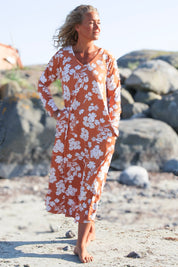 Vaaleanpunainen kukkainen mekko Riviera Peach