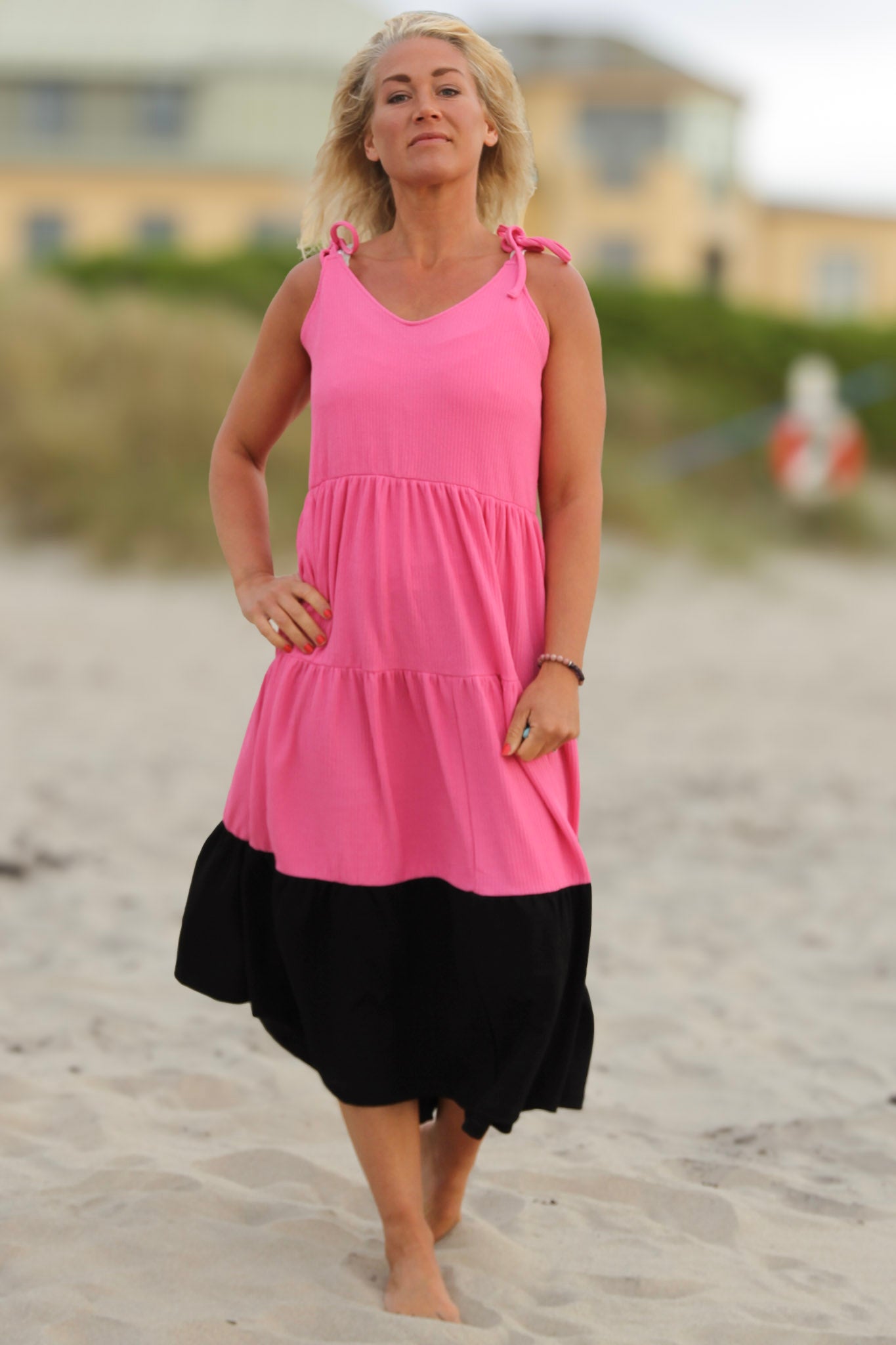 Pink &amp; Black Kjole Solby Pink &amp; Black 