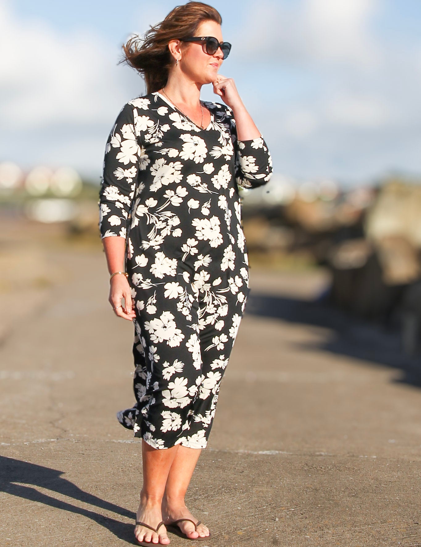 Svart_Blommig_Klanning_Riviera_Olive_Black_251.jpg