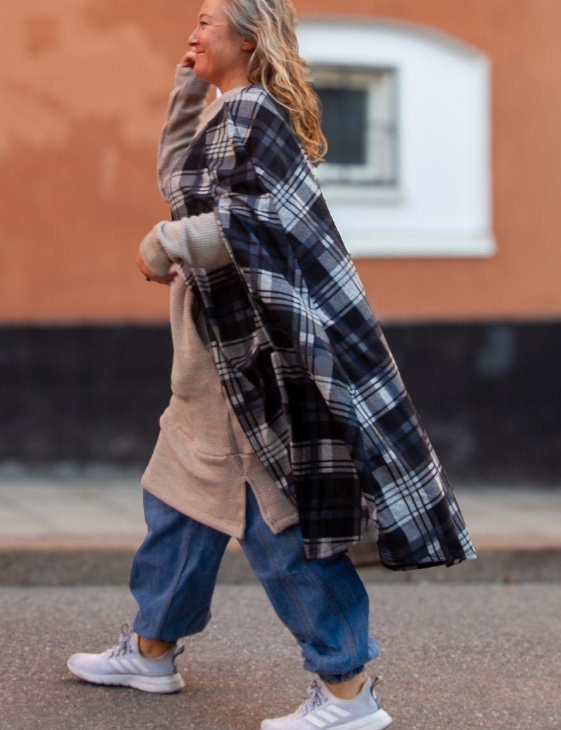 Svart_Cape_Havo_Chequered_Black_251.jpg