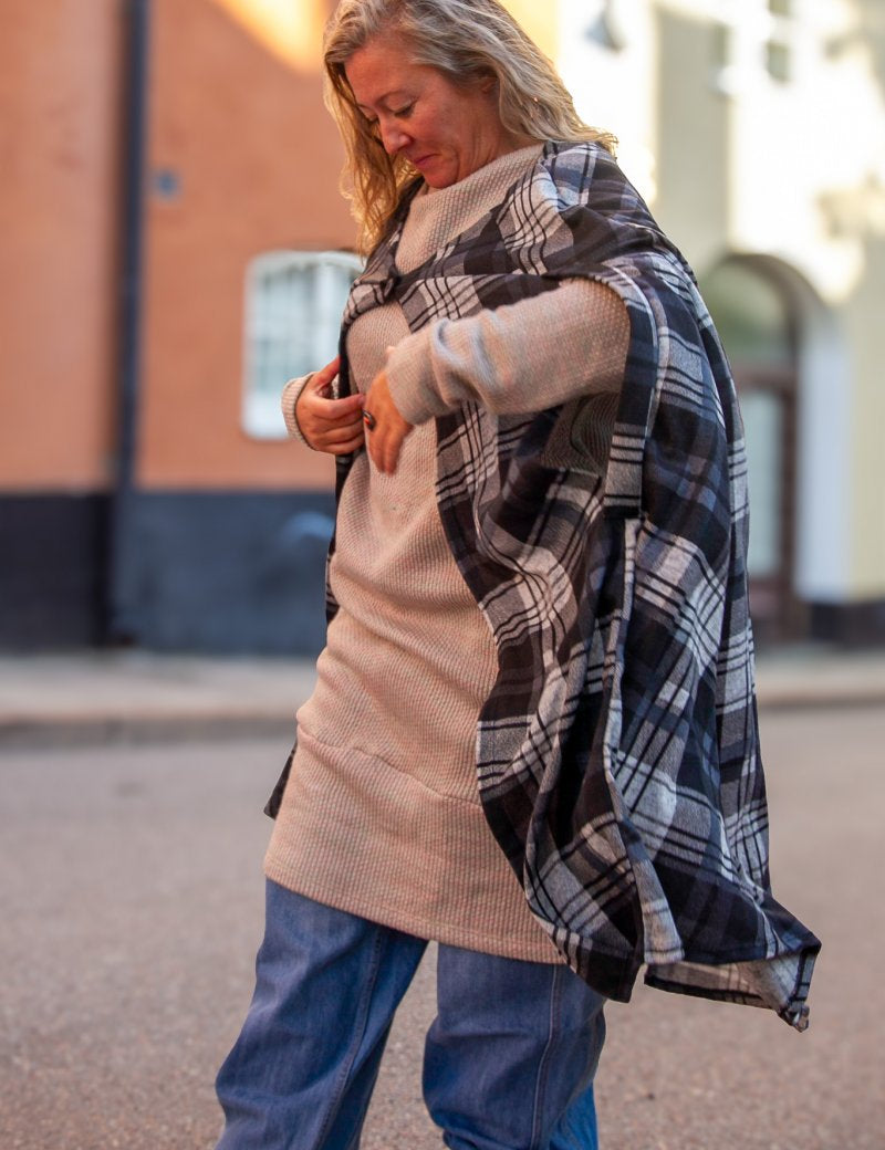 Svart_Cape_Havo_Chequered_Black_252.jpg