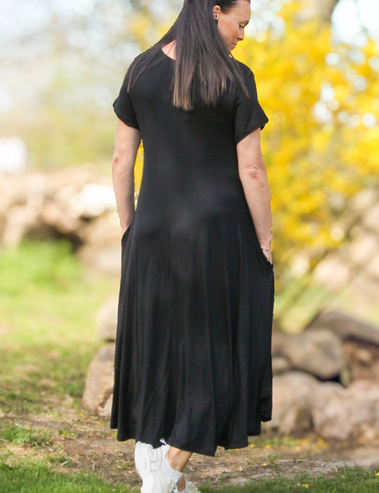 Svart_Klanning_Ballerina_V-Neck_Black_256.jpg