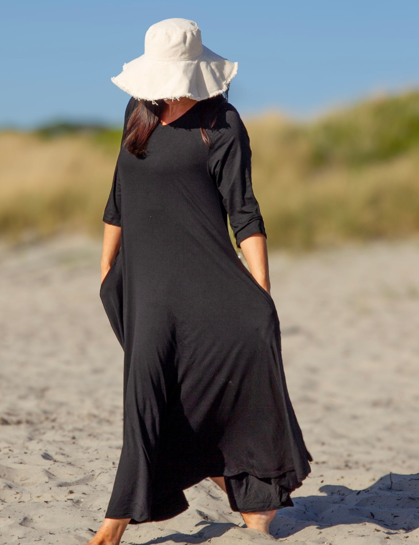 Svart_Klanning_Ballerina_V-Neck_Long_Black241.jpg
