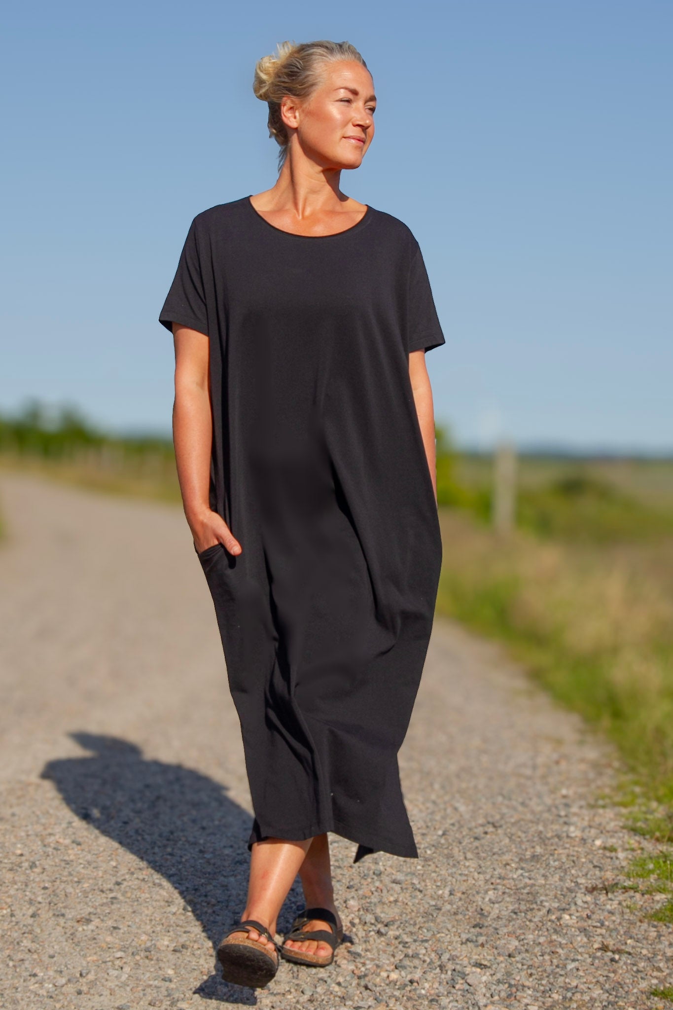 Svart Klänning Qubec Black