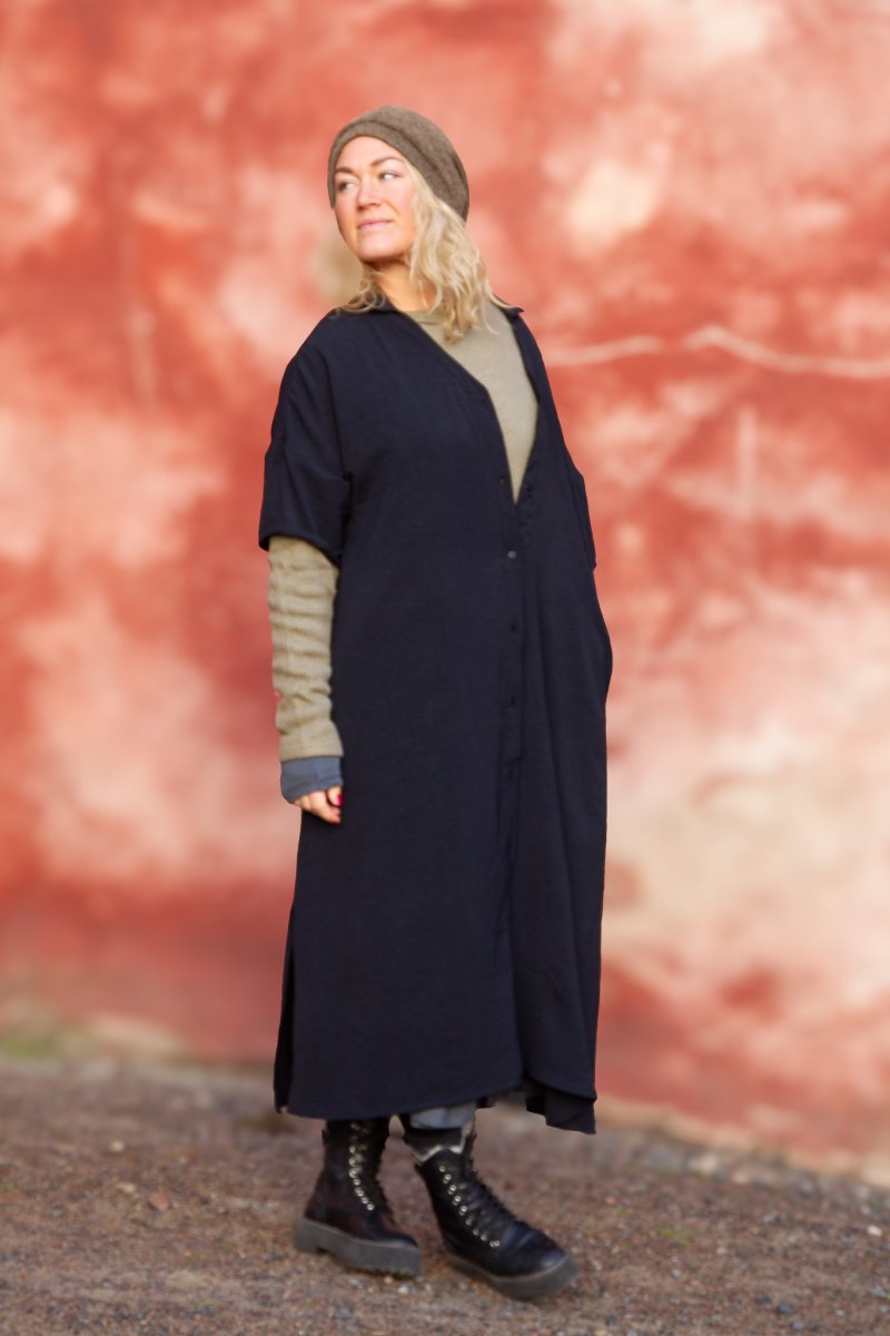 Svart Klänning Sahara Longshirt Black