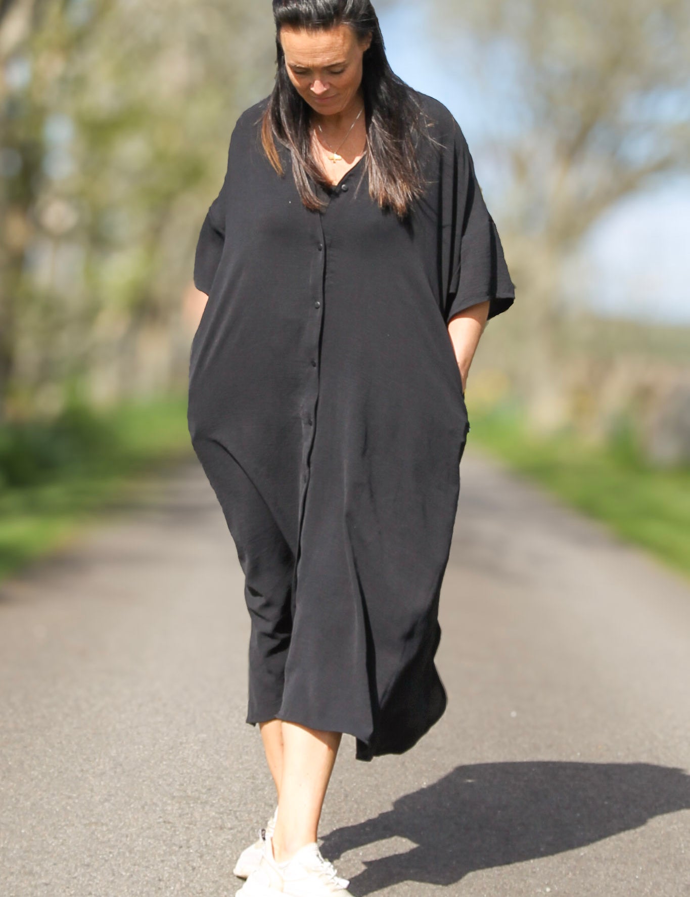 Svart_Klanning_Sahara_Longshirt_Black_260.jpg