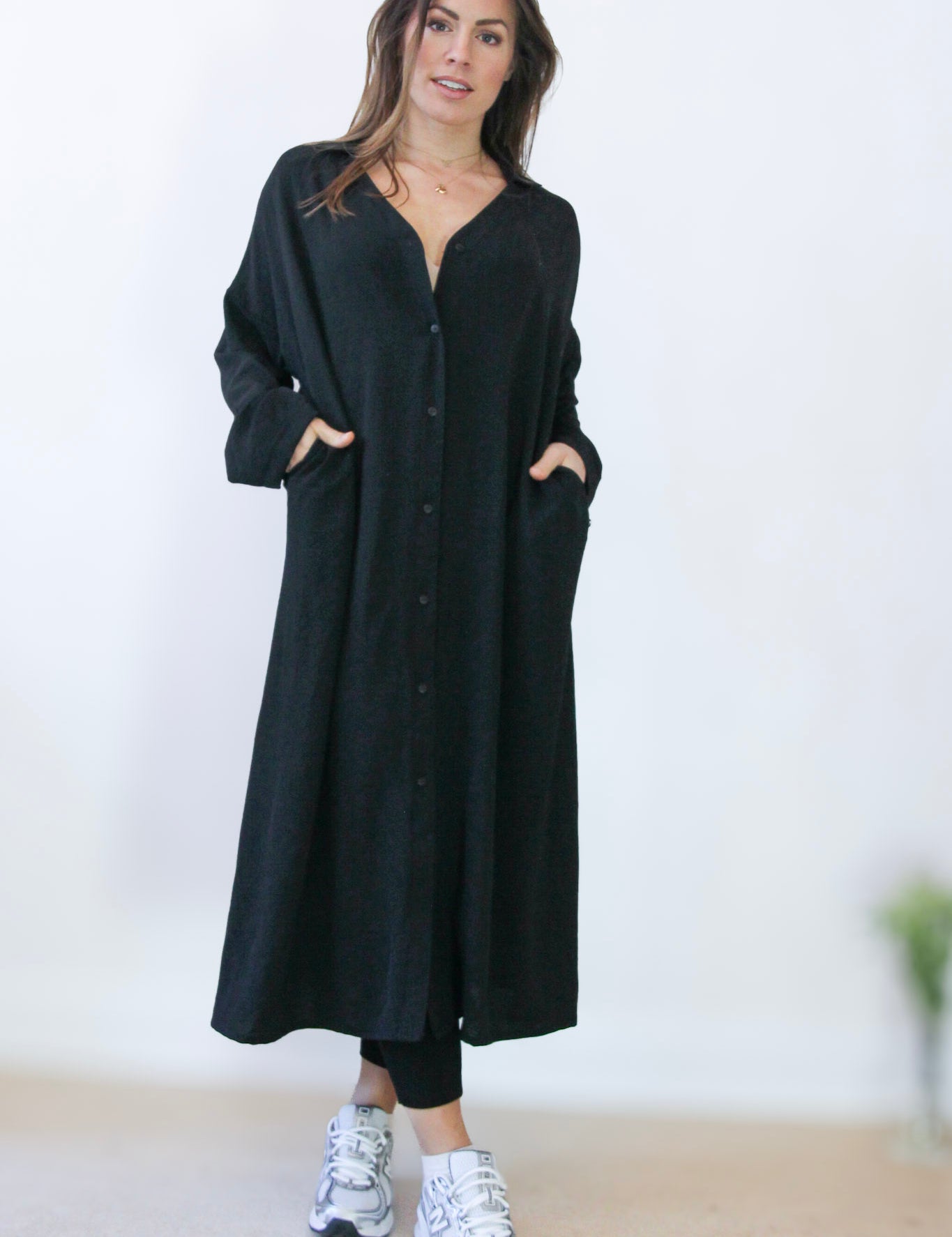 Svart_Klanning_Sahara_Longsleeve_Black_254_3bfb5a1e-4e55-48cb-b1f5-02cf30640910.jpg