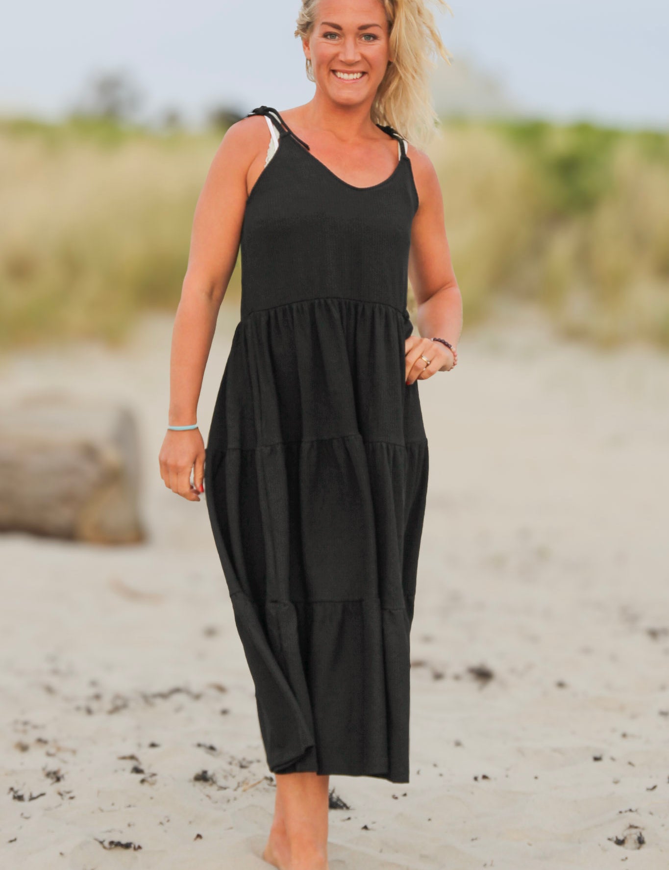 Svart_Klanning_Solby_Plain_Black258.jpg