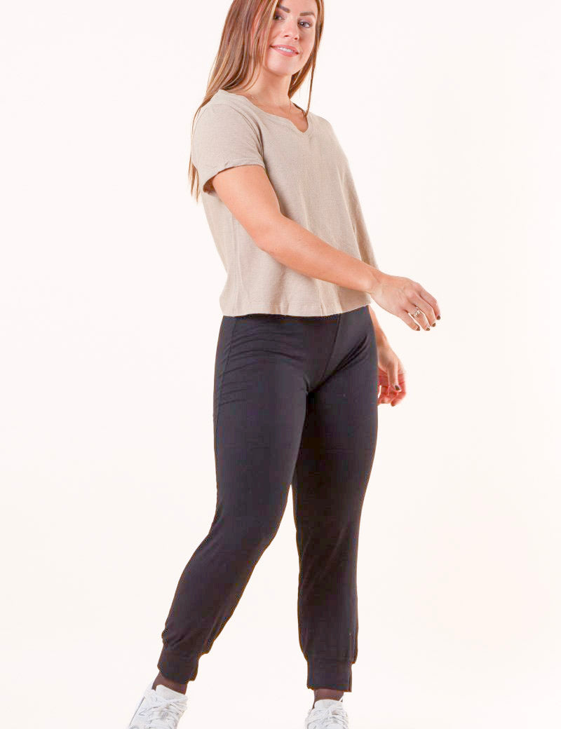 Svart_Legging_Basic_Black_253_1.jpg