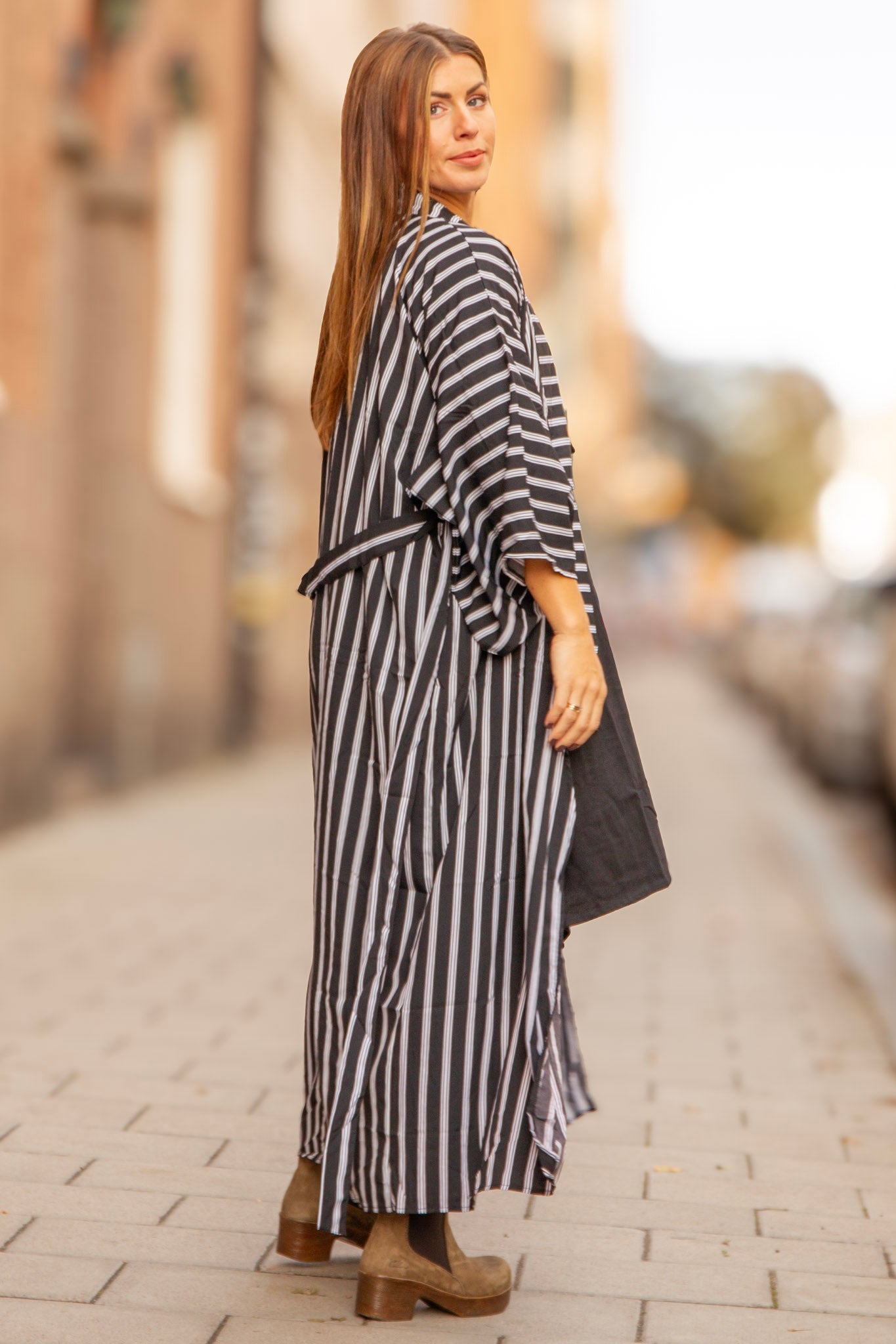 Sortstribet Kimono Aomori Sort