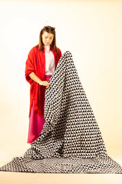 Black &amp; White Patterned Blanket Älvadalen Black &amp; White Triangle Print