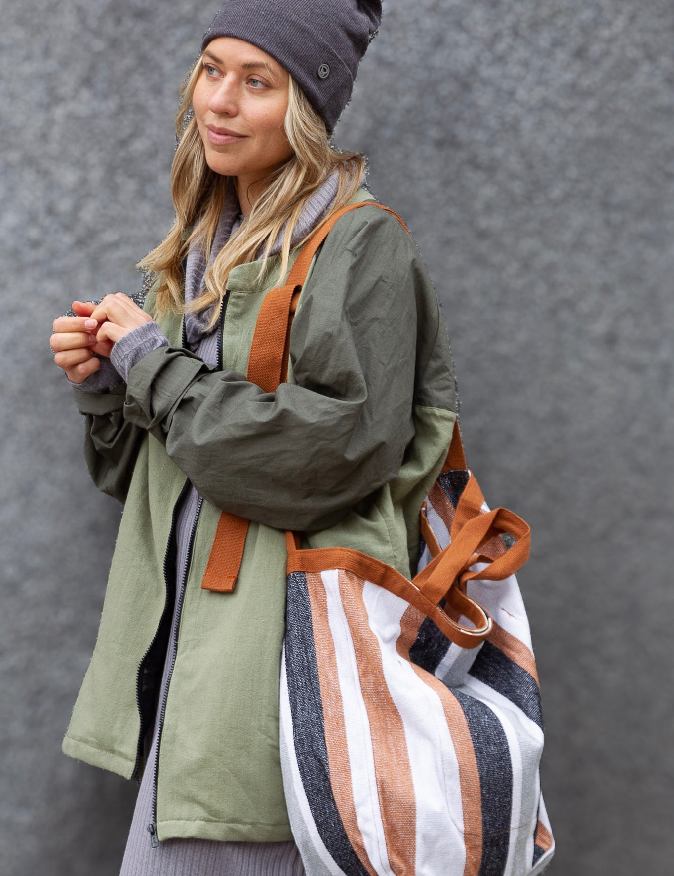 Vit_Brun_Randig_Vaska_Lyckeby_White_Brown_Stripe_252.jpg
