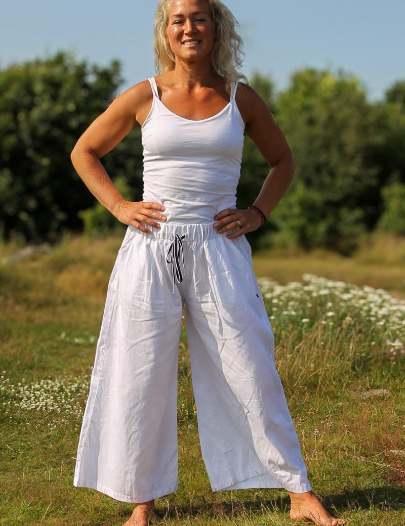 Vit_Byxa_Dhaliz_White_251.jpg