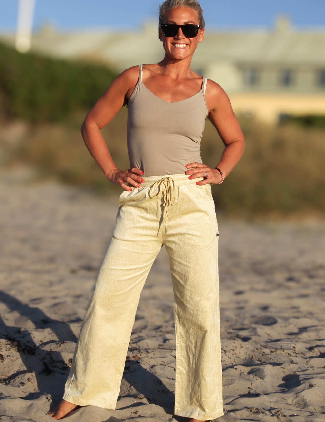 Vit_Byxa_Hiku_Stretch_Cream240.jpg