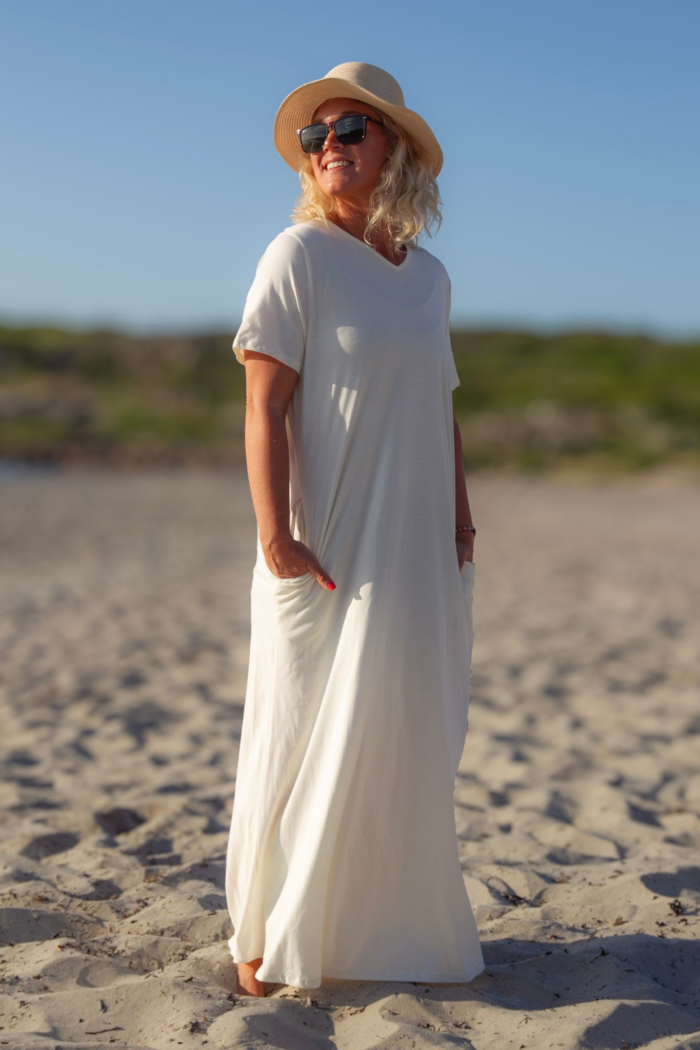 Valkoinen mekko Milly White