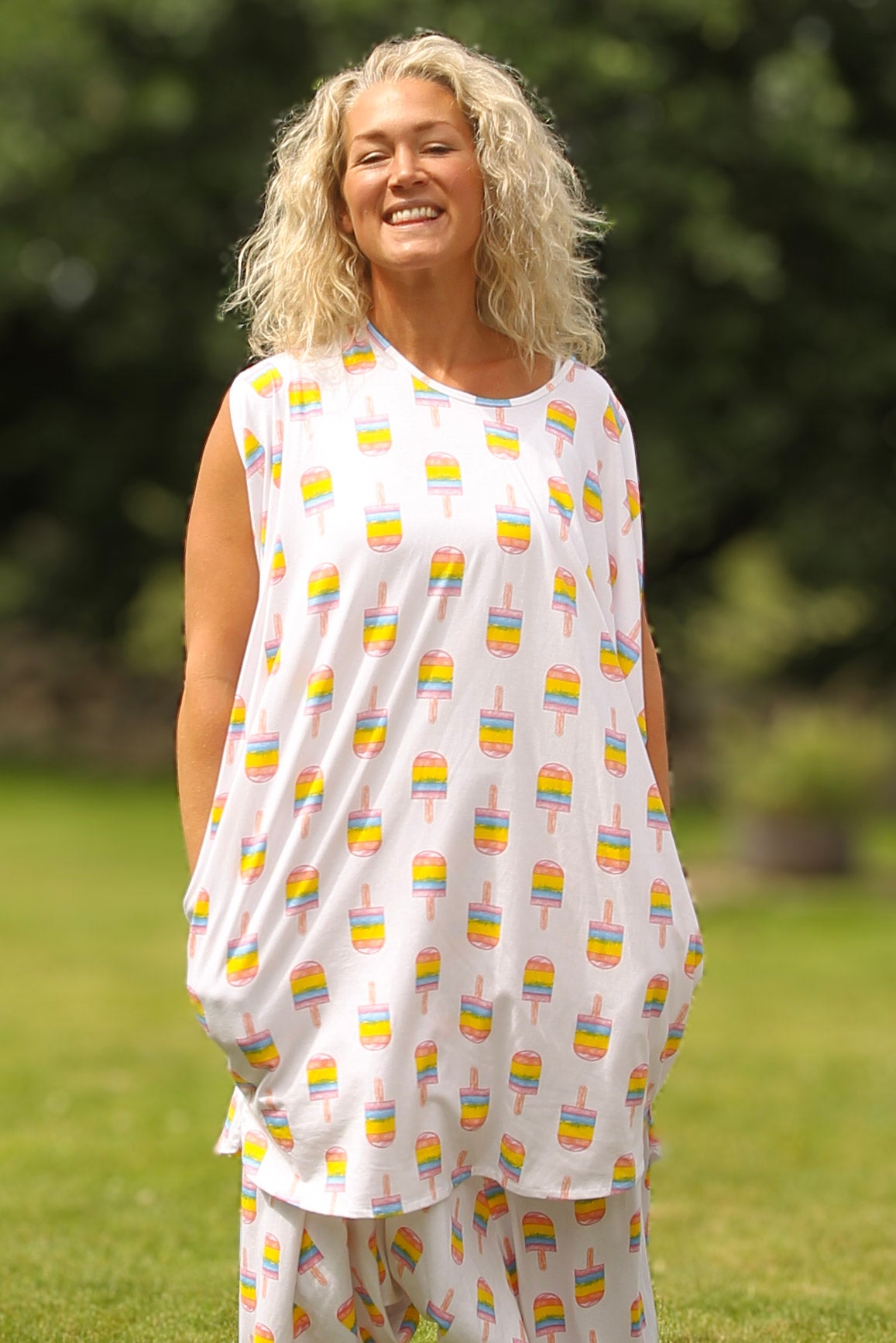 Witte T-shirtjurk Magic Icecream Witte basis