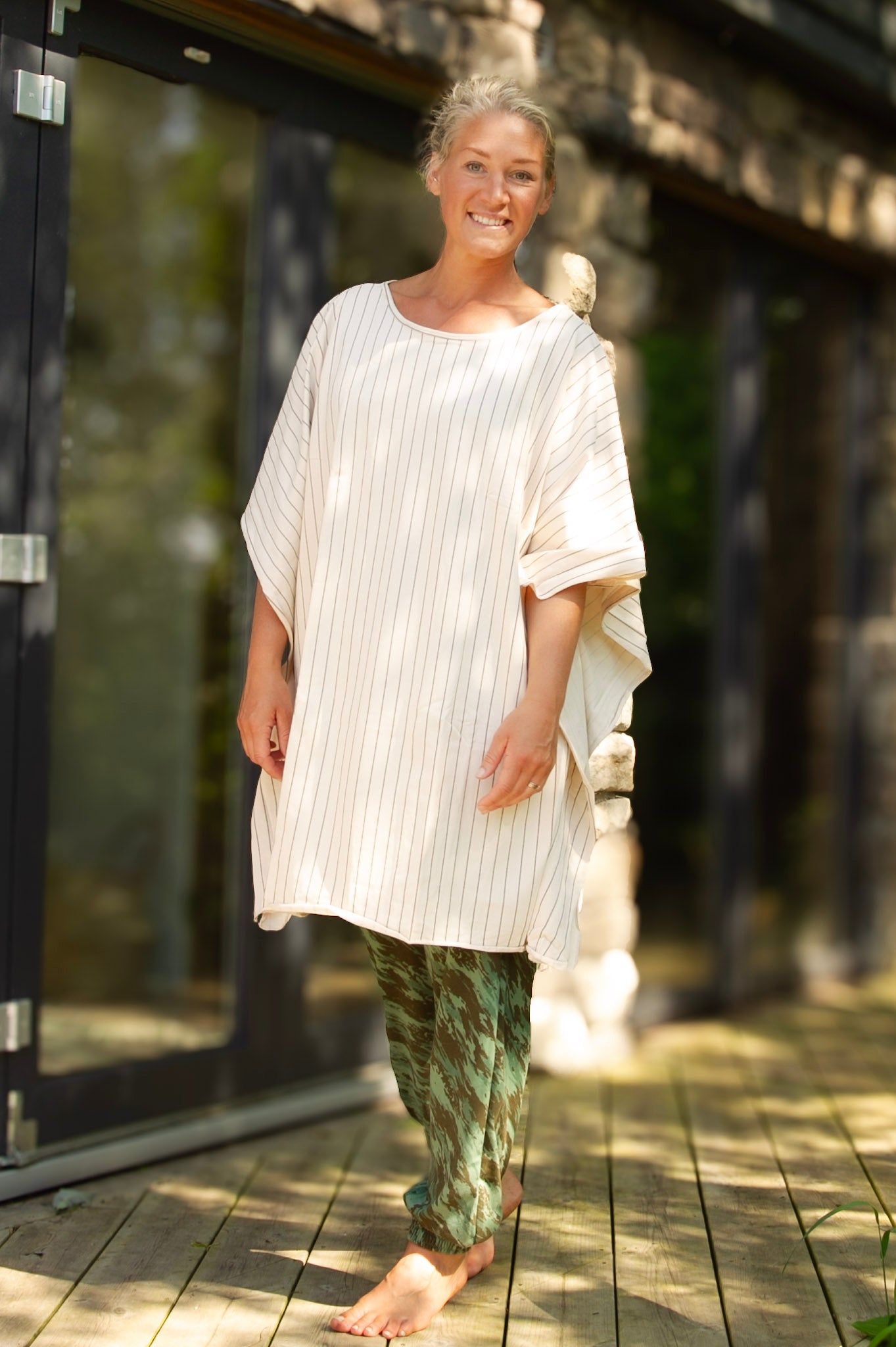 Hvid Tunika Whisper Cream Base Stripe