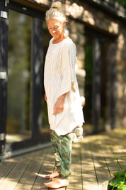 Hvid Tunika Whisper Cream Base Stripe