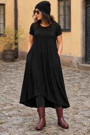 Ballerina med längre fåll, framifrån