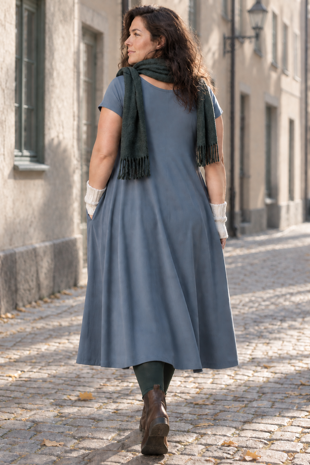 Ballerina Short Sleeve bakifrån med snävare halsringning